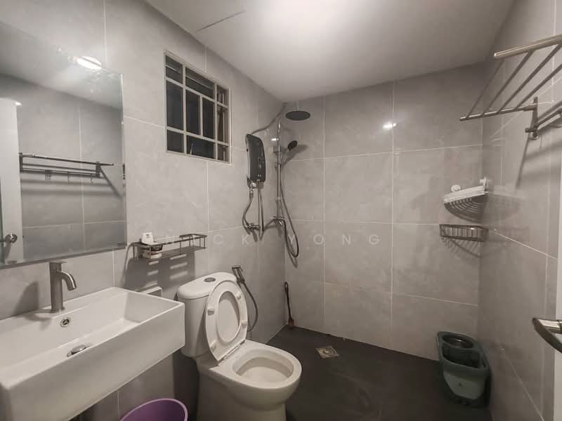 Condominium for Sale at Green Avenue Condominium - Nick Yong - Bathroom - PropertyGuru.com.my