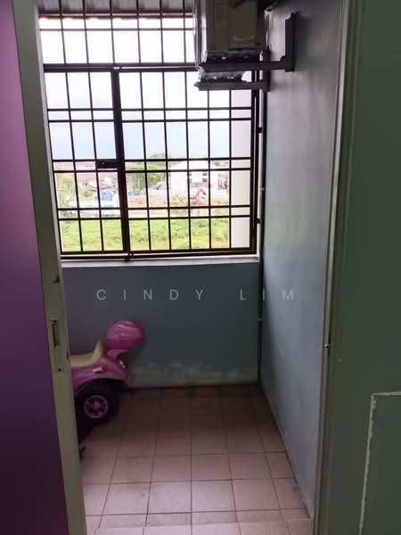 Pangsapuri untuk Dijual di Sri Selera Court Apartment - Cindy Lim - Balcony - PropertyGuru.com.my