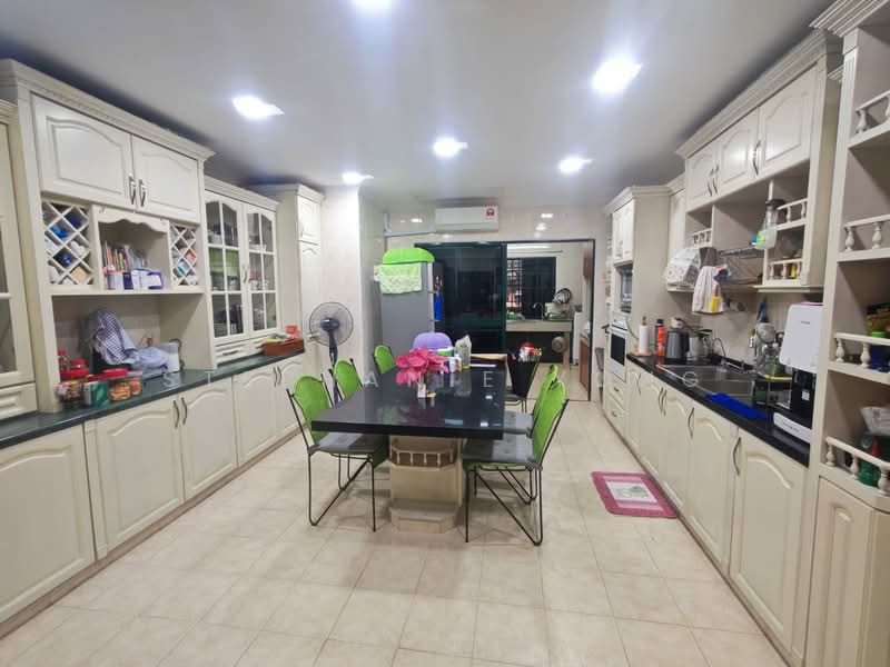 Rumah Berkembar untuk Dijual di Ampang Jaya (Ampang) - Stephanie Yong - Kitchen - PropertyGuru.com.my