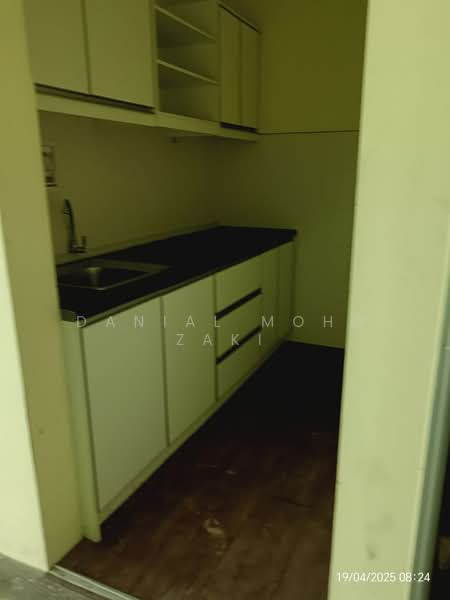Pejabat untuk Dijual di Laman Seri Business Park (Shah Alam) - Danial Mohd Zaki - Kitchen - PropertyGuru.com.my