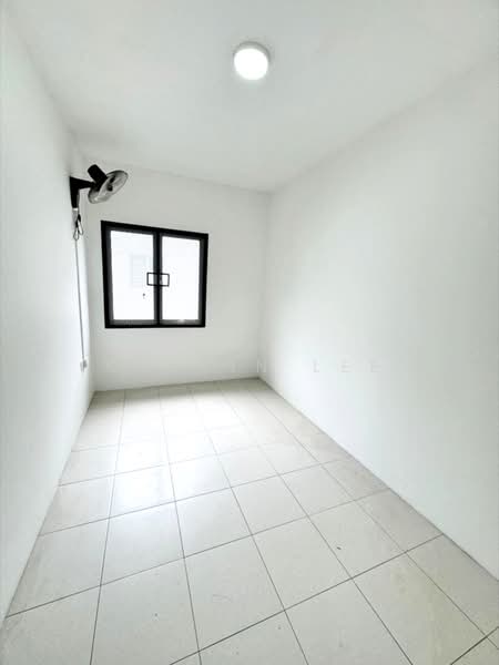 2.5-storey Terraced House for Sale in Taman Scientex Pasir Gudang (Pasir Gudang) - Calvin Lee - PropertyGuru.com.my