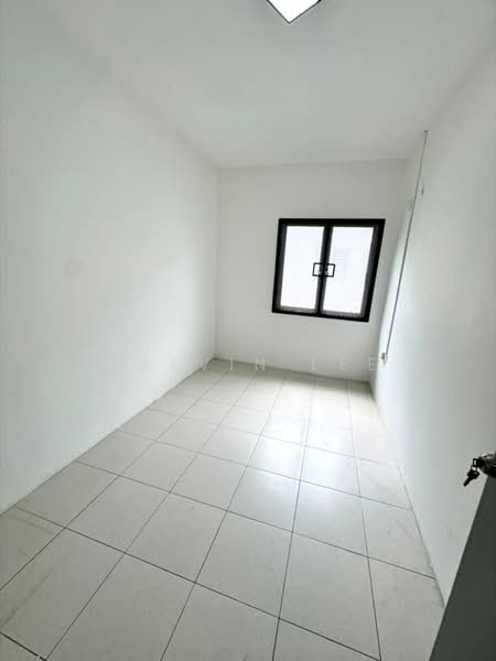 2.5-storey Terraced House for Sale in Taman Scientex Pasir Gudang (Pasir Gudang) - Calvin Lee - PropertyGuru.com.my