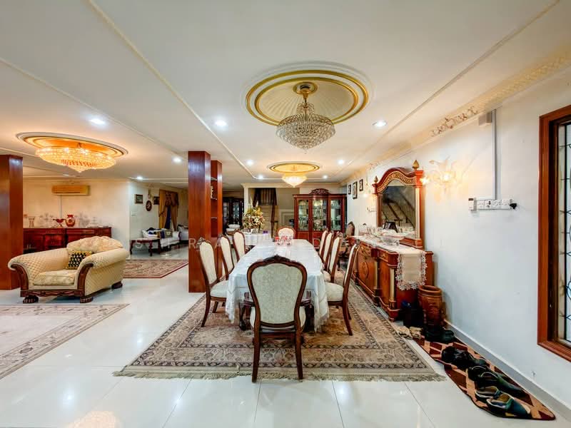 Semi-Detached House for Sale in Ampang Jaya (Ampang) - Ashraff Daniel - Dining Room - PropertyGuru.com.my