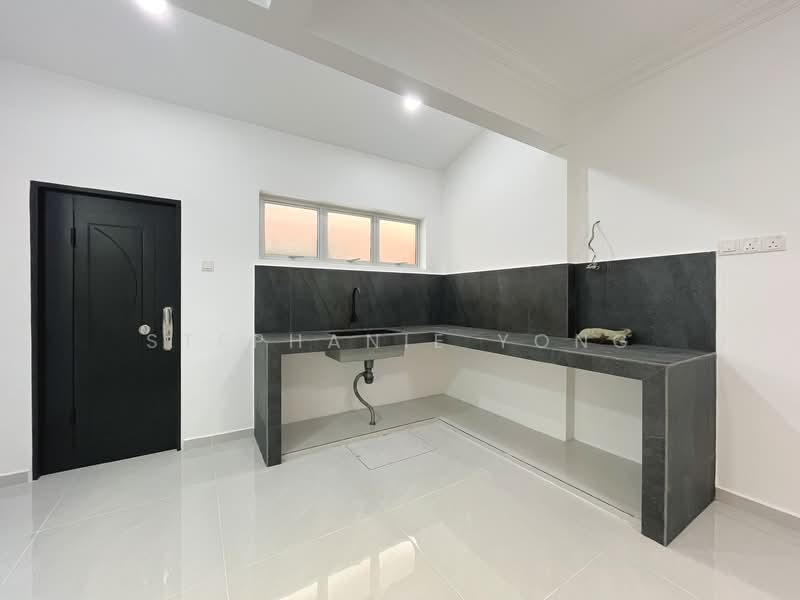 2-storey Terraced House for Sale in Bandar Sungai Long (Selangor) - Stephanie Yong - Kitchen - PropertyGuru.com.my