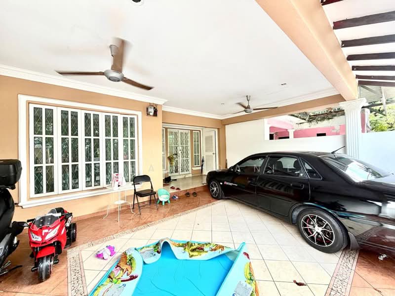 Terraced House for Sale in Bandar Kinrara Seksyen 1 (Bandar Kinrara) - Ashraff Daniel - Exterior - PropertyGuru.com.my