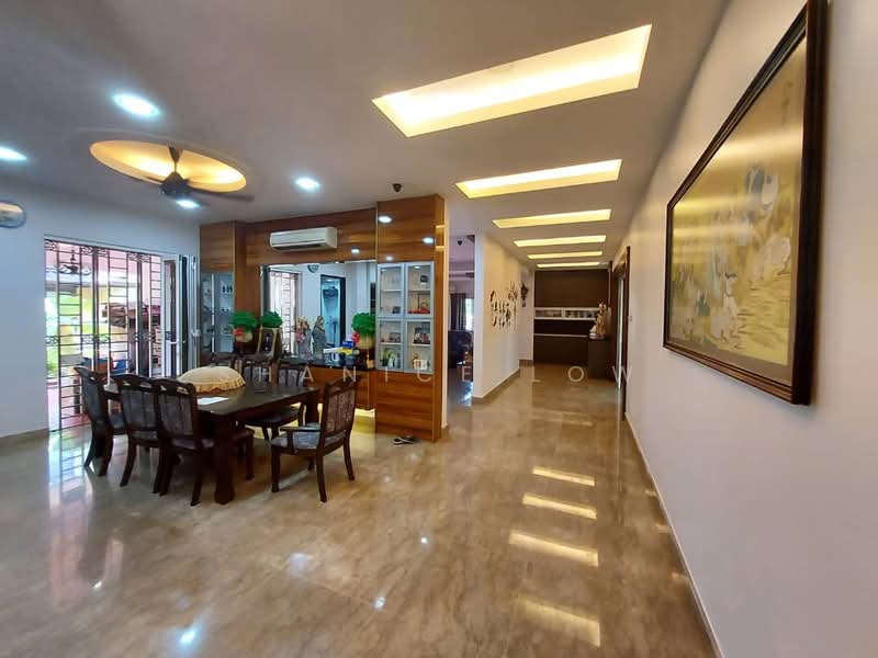 Bungalow for Sale in Bandar Puteri Puchong (Puchong) - Shanice Low - Dining Room - PropertyGuru.com.my