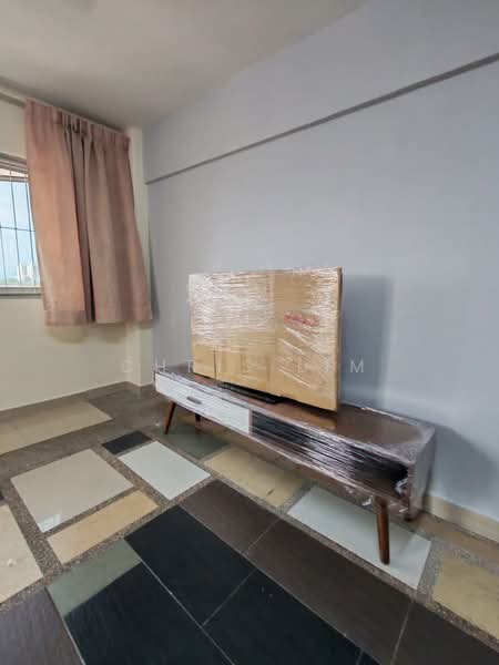 Pangsapuri untuk Disewa di Sri Bahagia Court - Chris Lim - Living Room - PropertyGuru.com.my
