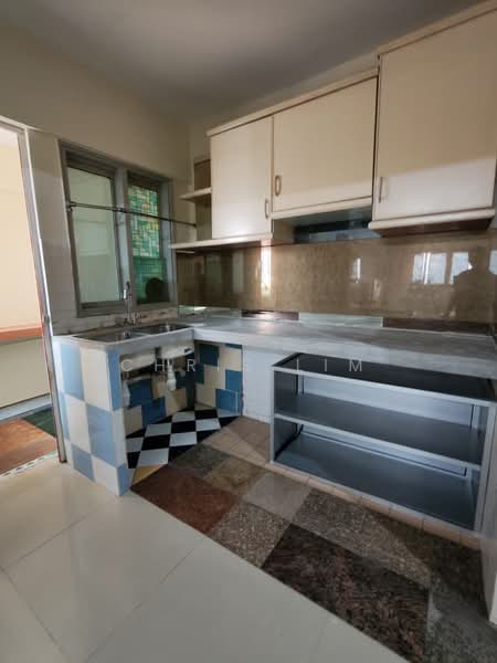 Pangsapuri untuk Disewa di Sri Bahagia Court - Chris Lim - Kitchen - PropertyGuru.com.my