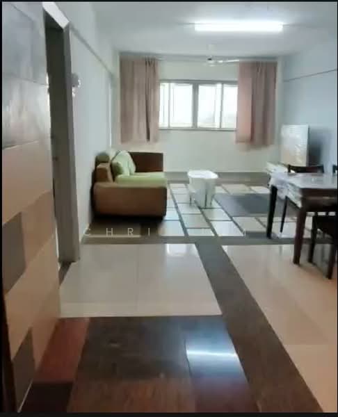 Pangsapuri untuk Disewa di Sri Bahagia Court - Chris Lim - Living Room - PropertyGuru.com.my