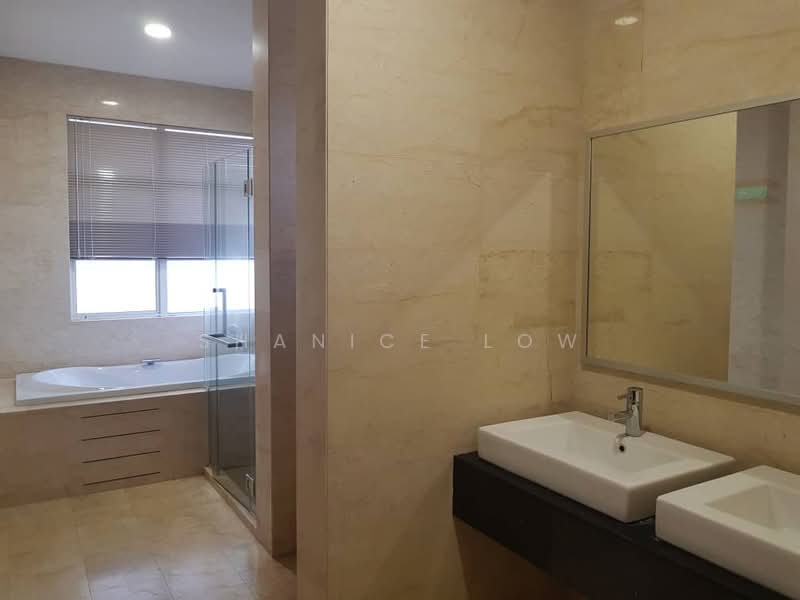 Bungalow for Sale in Bandar Puteri Puchong (Puchong) - Shanice Low - Bathroom - PropertyGuru.com.my