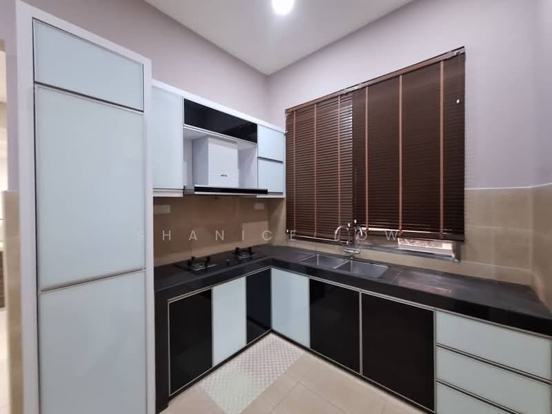 Bungalow for Sale in Bandar Puteri Puchong (Puchong) - Shanice Low - Kitchen - PropertyGuru.com.my