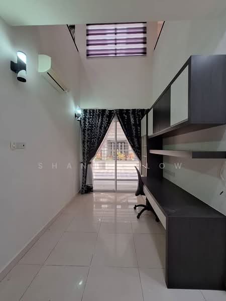 Bungalow for Sale in Bandar Puteri Puchong (Puchong) - Shanice Low - Study - PropertyGuru.com.my