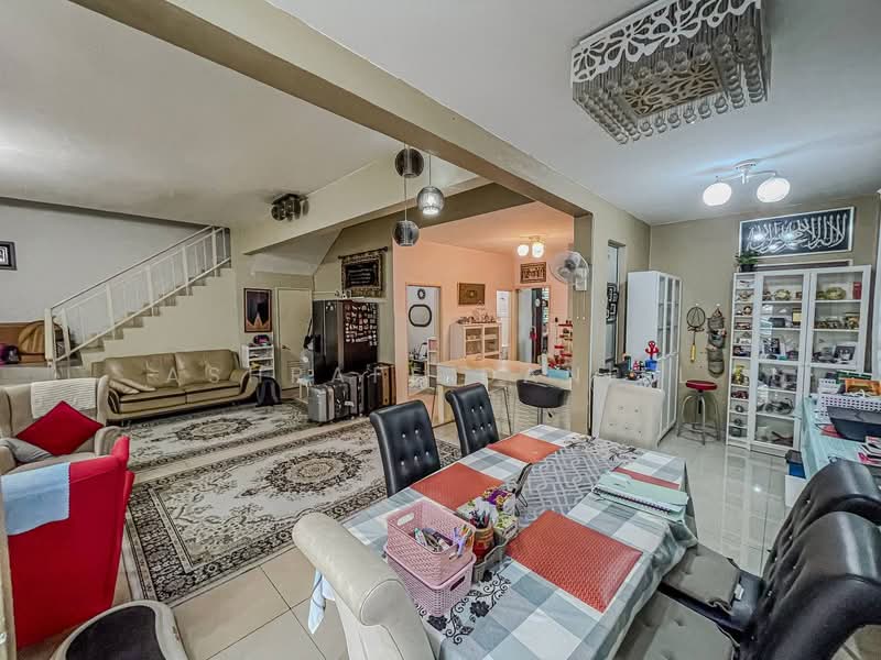 2-storey Terraced House for Sale in D'alpinia (Puchong) - Ashraff Daniel - PropertyGuru.com.my