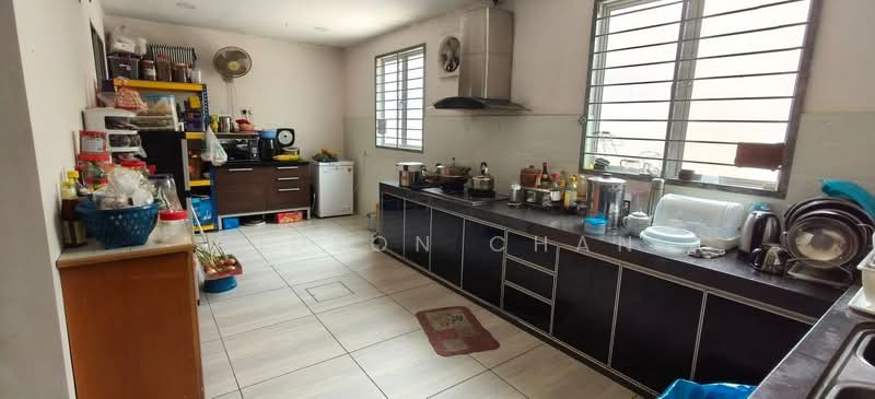 2-storey Terraced House for Sale in Taman Skudai Baru (Skudai) - Gideon Chan - Kitchen - PropertyGuru.com.my