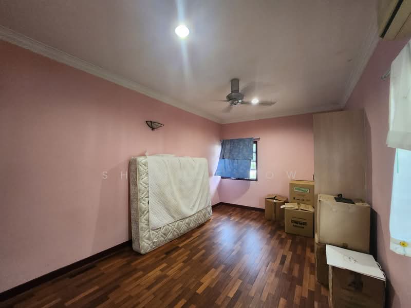 Rumah Berkembar untuk Dijual di Bandar Puteri Puchong (Puchong) - Shanice Low - Bedroom - PropertyGuru.com.my