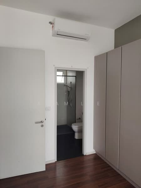 Servis Apartment untuk Disewa di UNA Serviced Apartment - Adam Lee - Bathroom - PropertyGuru.com.my