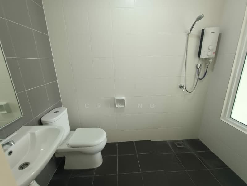 Condominium for Sale at SummerSkye Residences - Cris Ng - Bathroom - PropertyGuru.com.my