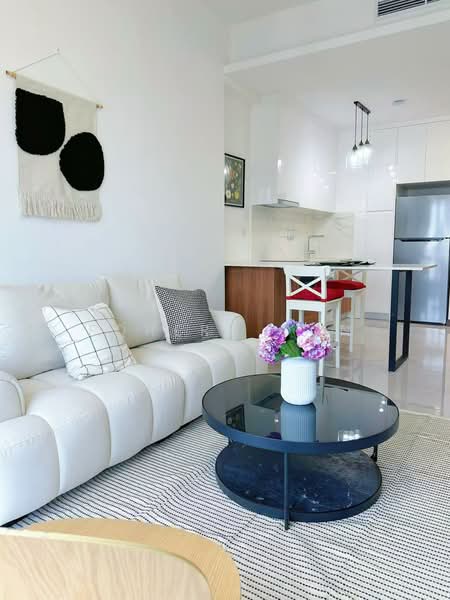 Service Residence for Sale at Core Residence @ TRX - Eqhern Oon - Living Room - PropertyGuru.com.my