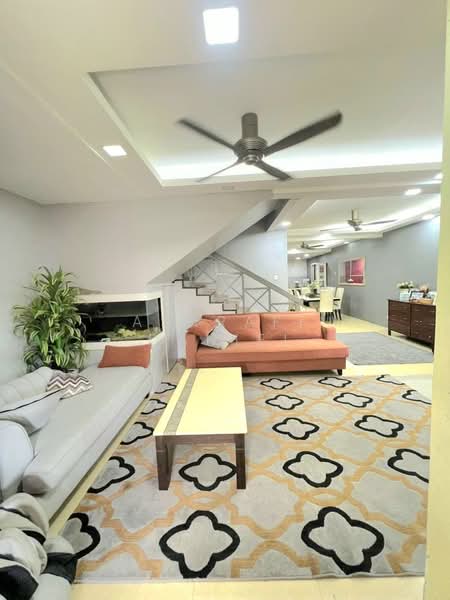 2-storey Terraced House for Sale in Taman Subang Murni (Shah Alam) - Ashraff Daniel - Living Room - PropertyGuru.com.my