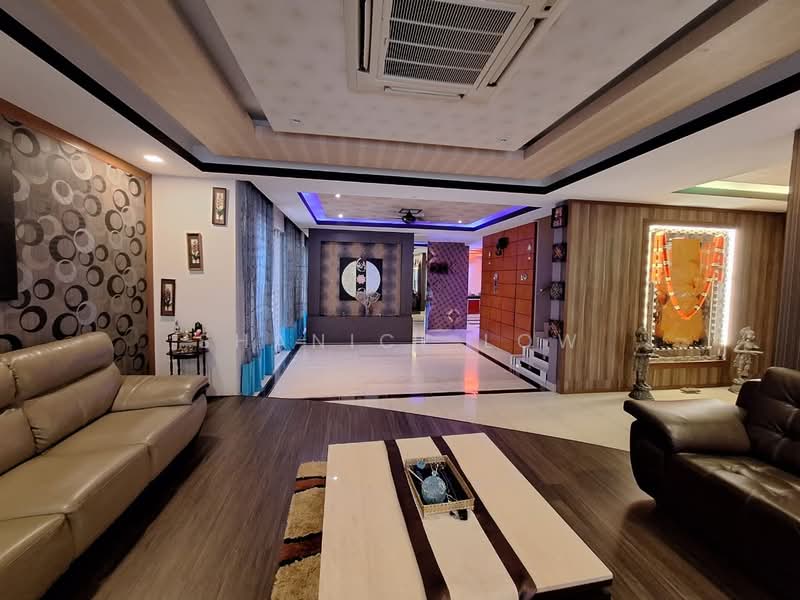 Rumah Berkembar untuk Dijual di Bandar Puteri Puchong (Puchong) - Shanice Low - Living Room - PropertyGuru.com.my
