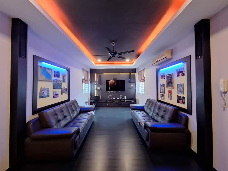 Rumah Berkembar untuk Dijual di Bandar Puteri Puchong (Puchong) - Shanice Low - Living Room - PropertyGuru.com.my