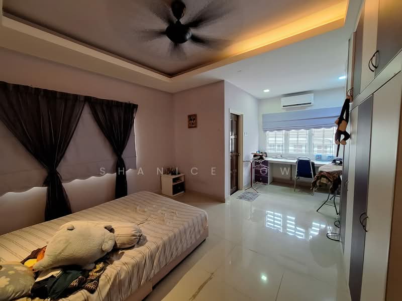 Rumah Berkembar untuk Dijual di Bandar Puteri Puchong (Puchong) - Shanice Low - Bedroom - PropertyGuru.com.my