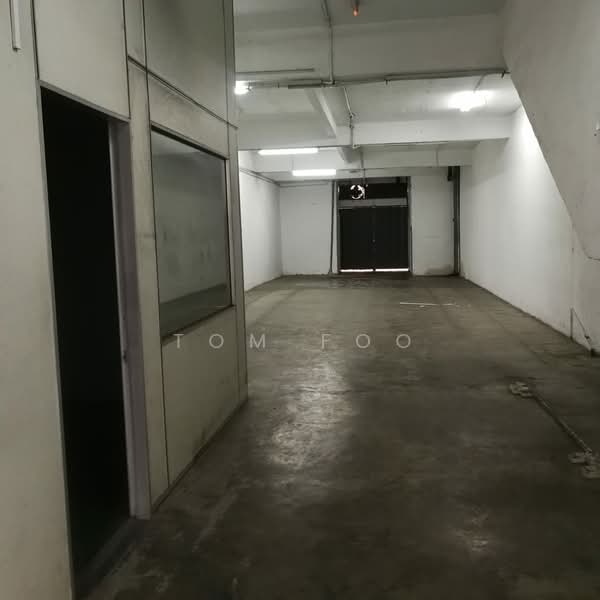Kedai untuk Disewa di Taman Segambut (Jalan Kuching) - Tom Foo - Interior - PropertyGuru.com.my