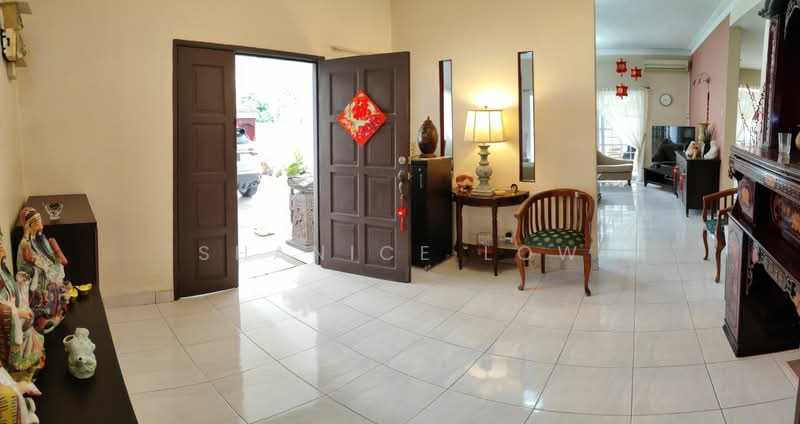 Rumah Berkembar untuk Dijual di Bandar Puteri Puchong (Puchong) - Shanice Low - Entrance - PropertyGuru.com.my