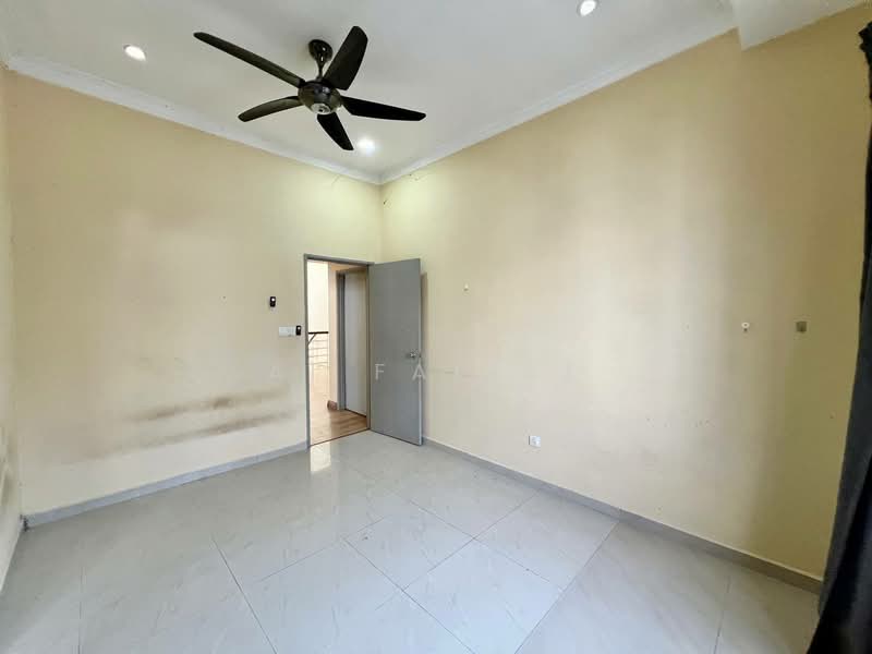 Rumah Teres 2 Tingkat untuk Dijual di Bandar Enstek (Negeri Sembilan) - Ai Faizal - PropertyGuru.com.my