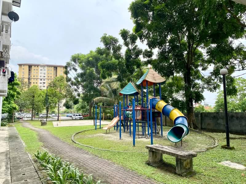 Pangsapuri untuk Dijual di Avenue Court - Ashraff Daniel - PropertyGuru.com.my