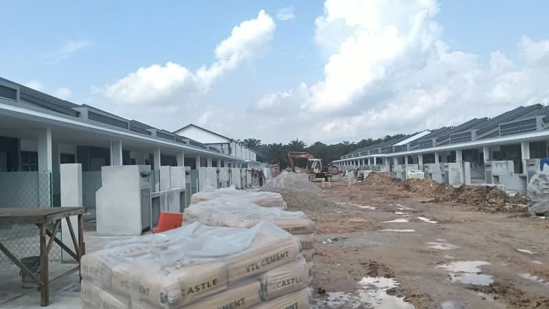 1-storey Terraced House for Sale in Sepang (Selangor) - Halim HP - Exterior - PropertyGuru.com.my