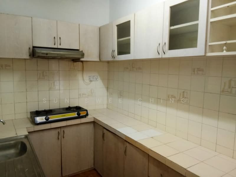 Apartment for Rent at Palm Court Apartment - Sun Swee Ching - Kitchen - PropertyGuru.com.my