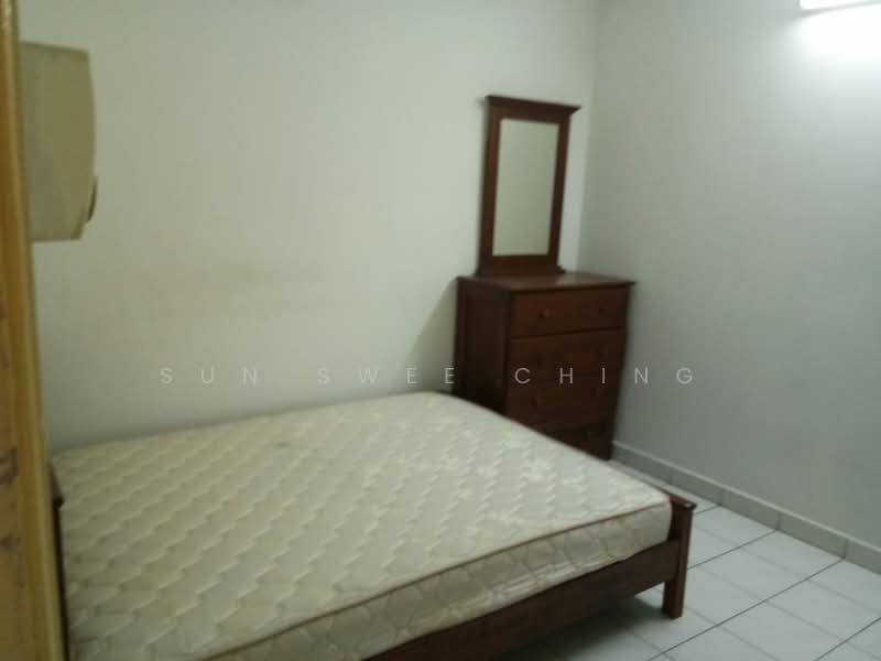 Apartment for Rent at Palm Court Apartment - Sun Swee Ching - Bedroom - PropertyGuru.com.my