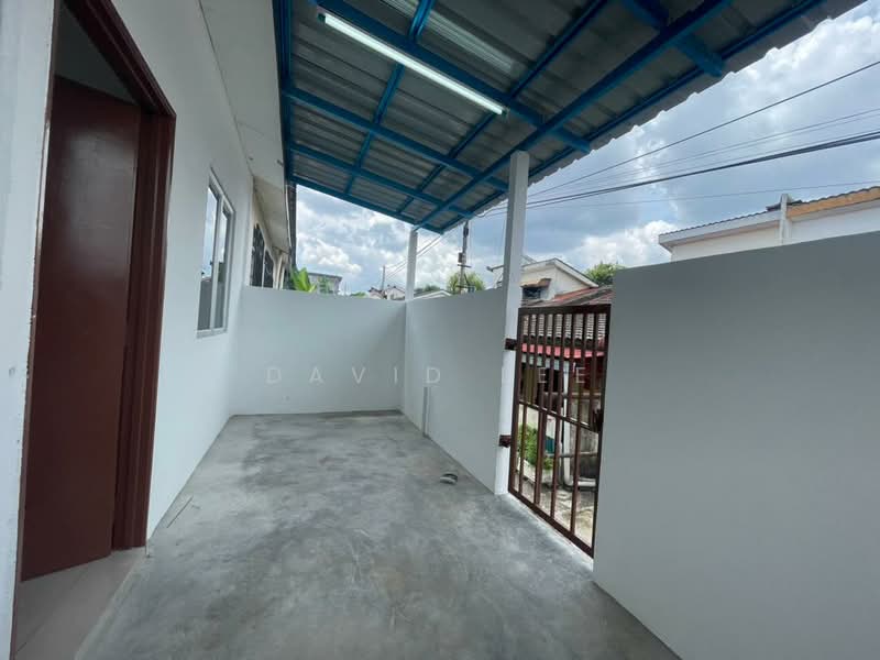 1-storey Terraced House for Sale in Bukit Sentosa (Rawang) - David Lee - Exterior - PropertyGuru.com.my