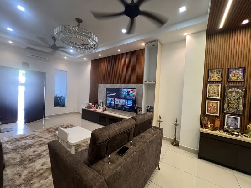 2-storey Terraced House for Rent in Telok Panglima Garang (Selangor) - Miki You - Living Room - PropertyGuru.com.my