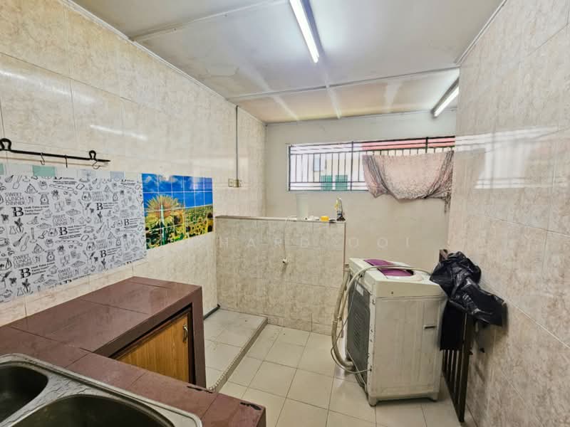 Rumah Teres 2 Tingkat untuk Disewa di Shah Alam (Selangor) - Richard Ooi - Kitchen - PropertyGuru.com.my