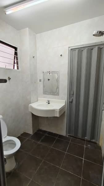 2-storey Terraced House for Rent in Puchong (Selangor) - Vincent Goh - Bathroom - PropertyGuru.com.my
