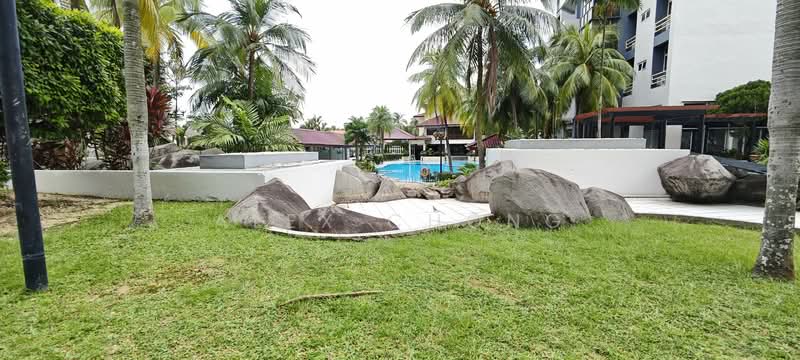 Kondominium untuk Dijual di Indera Subang - Alex CHONG - Pool - PropertyGuru.com.my