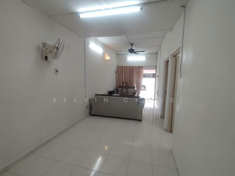 1-storey Terraced House for Rent in Seri Margosa (Ipoh) - Kelvin Chong - Living Room - PropertyGuru.com.my