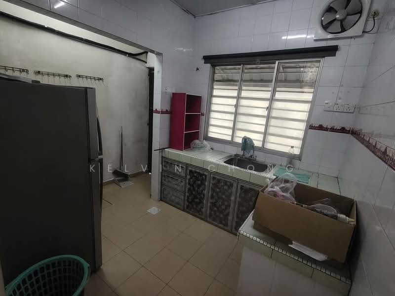 1-storey Terraced House for Rent in Seri Margosa (Ipoh) - Kelvin Chong - Kitchen - PropertyGuru.com.my