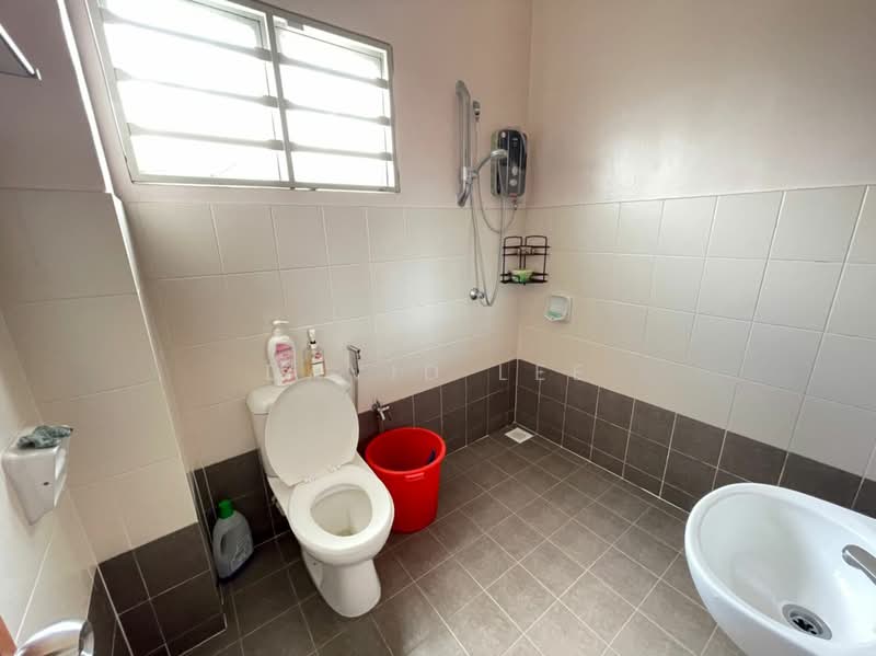 Rumah Teres 2-Tingkat untuk Dijual di Saujana Rawang (Rawang) - David Lee - Bathroom - PropertyGuru.com.my
