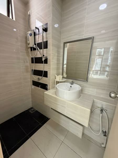 Service Residence for Rent at D'Summit Residences - Reny Hee - Bathroom - PropertyGuru.com.my