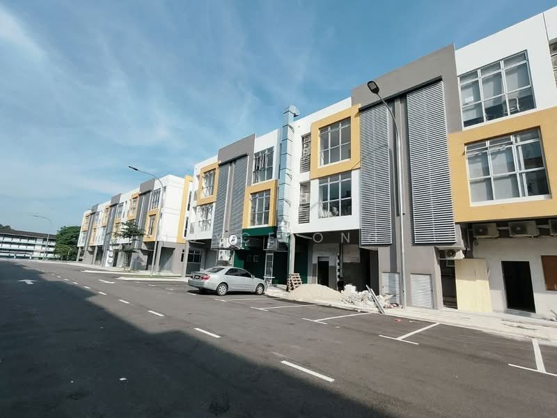 Kedai / Pejabat untuk Disewa di Taman Molek (Johor Bahru) - Joyce Ong - PropertyGuru.com.my