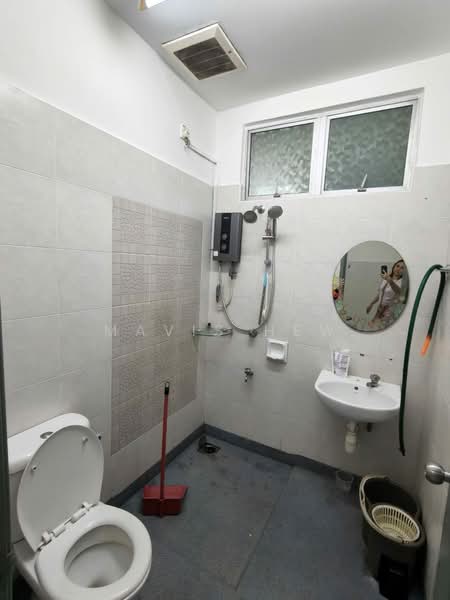 2-storey Terraced House for Rent in Taman Impian Emas (Skudai) - Mavis Hew - Bathroom - PropertyGuru.com.my