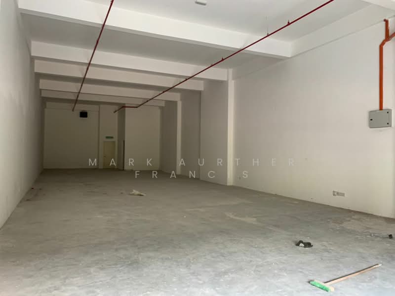 Retail Space for Rent in Bandar Putra Permai (Seri Kembangan) - Mark Aurther Francis - Interior - PropertyGuru.com.my