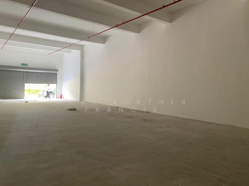 Retail Space for Sale in Pusat Perdagangan Seri Kembangan (Seri Kembangan) - Mark Aurther Francis - Interior - PropertyGuru.com.my