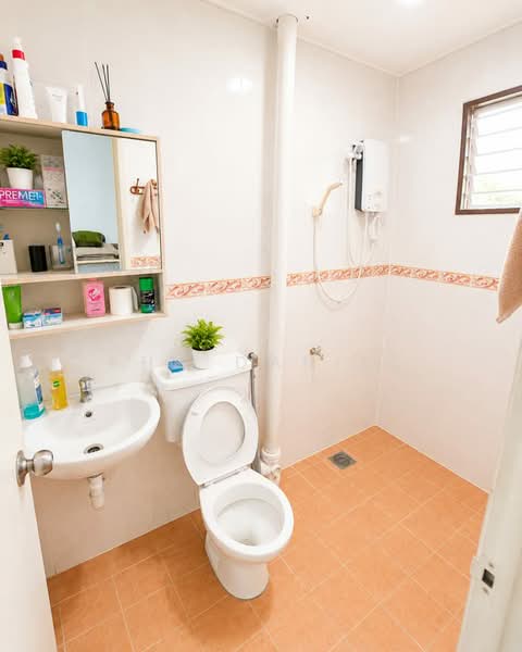 2-storey Terraced House for Sale in Seksyen 32, Kemuning Green Ville (Shah Alam) - Kho Daniel - Bathroom - PropertyGuru.com.my