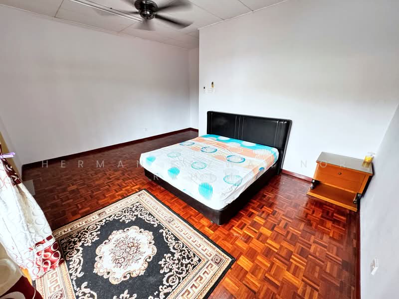 Rumah Teres 2 Tingkat untuk Dijual di Bandar Bukit Mahkota (Bangi) - Herman Sazwan Nor Rahim - Bedroom - PropertyGuru.com.my