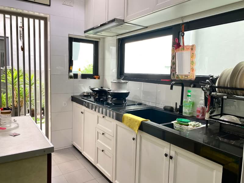 Rumah Berkembar untuk Dijual di Shah Alam (Selangor) - Dinie Akmal - Kitchen - PropertyGuru.com.my