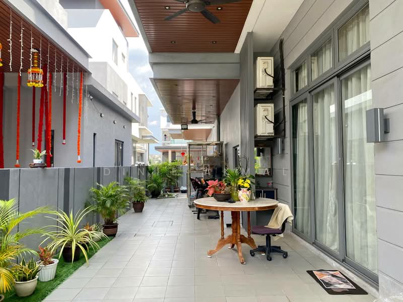 Rumah Berkembar untuk Dijual di Shah Alam (Selangor) - Dinie Akmal - Exterior - PropertyGuru.com.my